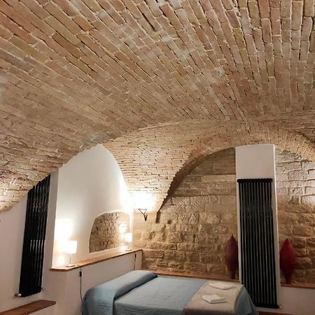 Вилла Casa Cavaliere Перуджа Экстерьер фото